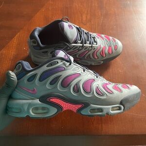 Nike Air Max Plus Tuned 1 Grey Pink Purple Size 10.5
